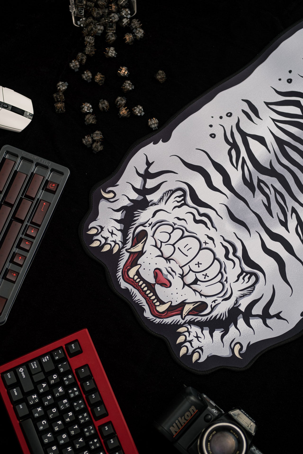 Floppy Fat Tiger - Grey - Custom Shape 80x40CM