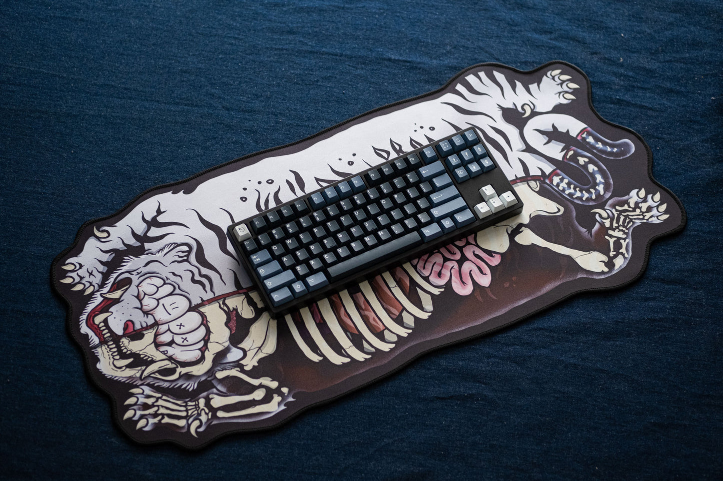 Floppy Fat Tiger - Half Bone - Custom Shape 80x40CM